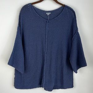 NWT aerie women’s blue oversized 3/4 sleeve sweater. Size Small